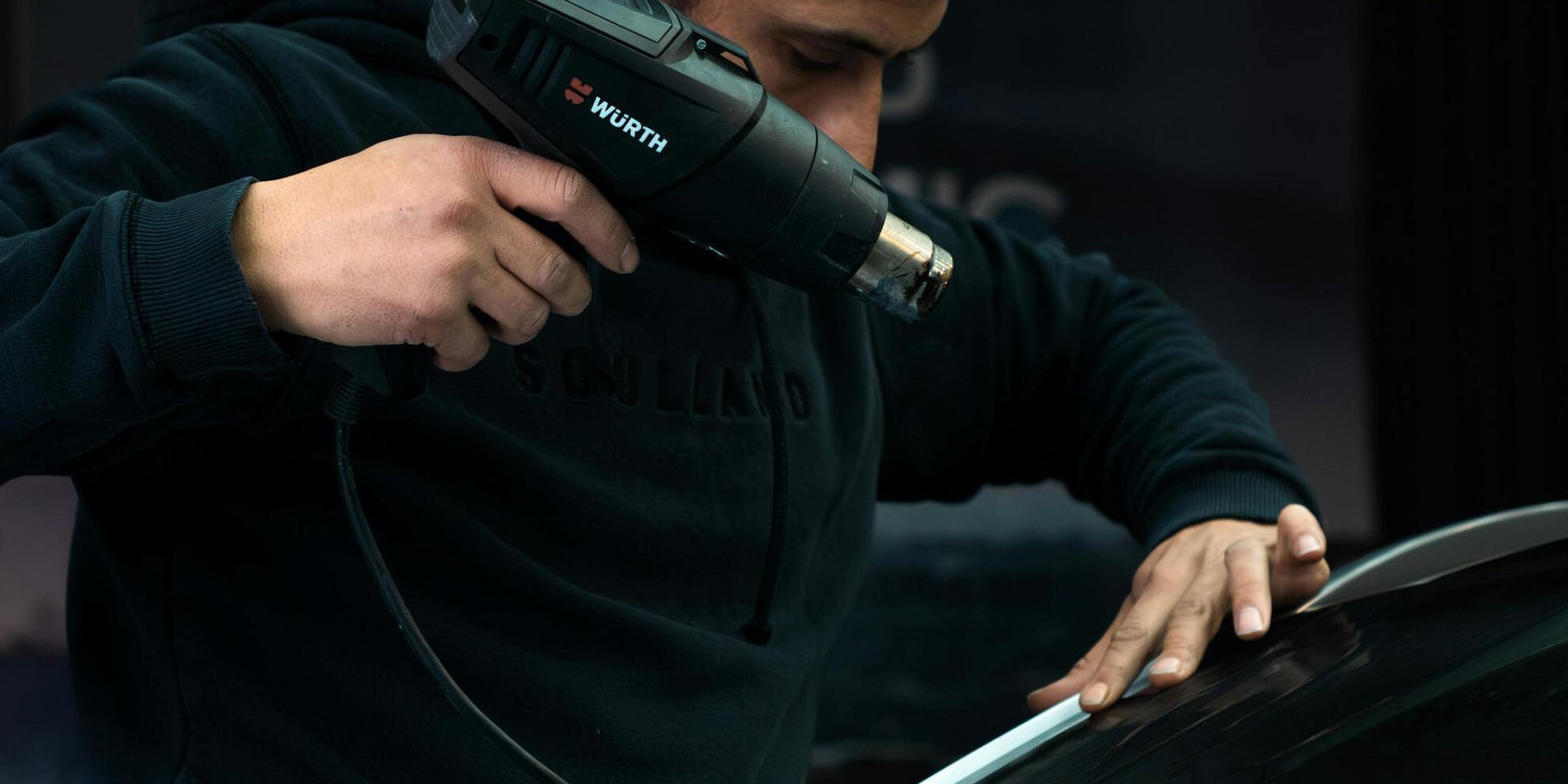 Car Window Tinting in London: Benefits, Legalities, and Why Choose Carbon Accents