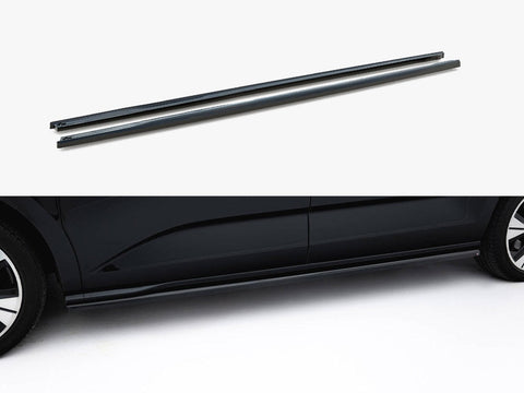 VW - Multivan Long T7: Maxton Side Skirts