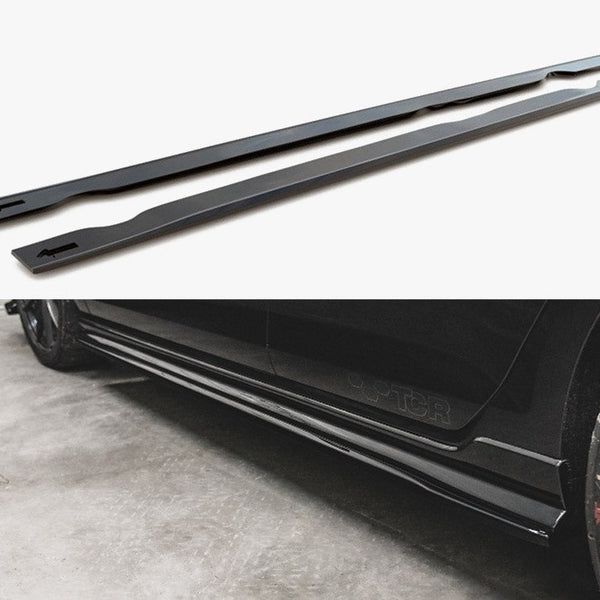 VW - Golf GTI TCR MK7 Facelift: Maxton Side Skirts