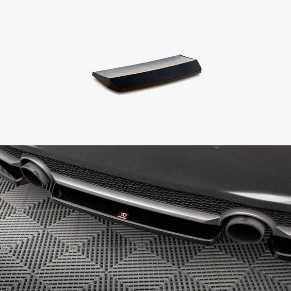 Audi - TT S Line 8S: Maxton Central Rear Splitter