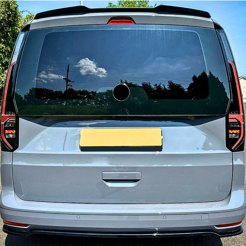 Caddy - MK5 SWB: Gloss Black Rear Diffuser V1 Style 21+