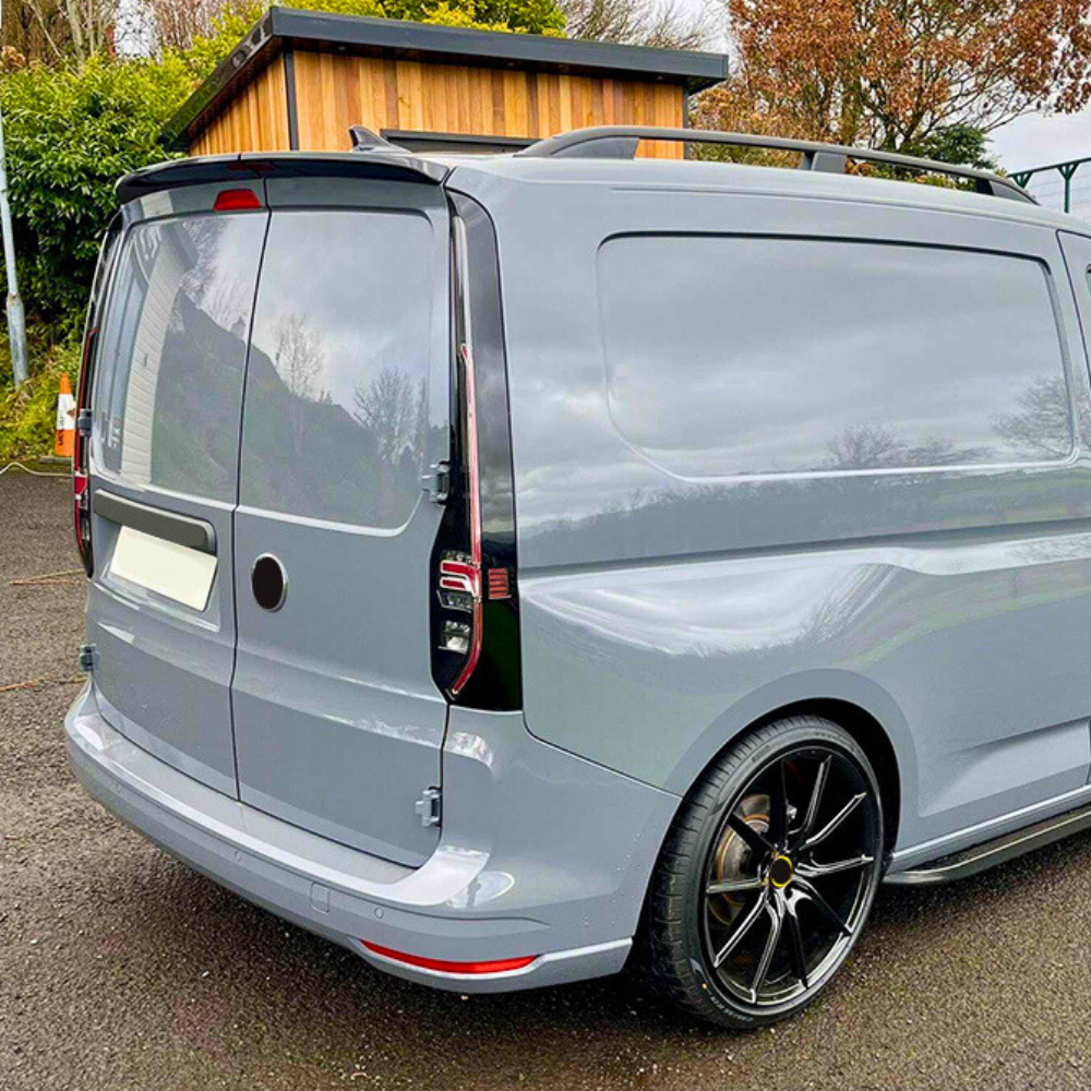 Caddy - MK5: Gloss Black Rear Barn Door Spoiler 21+