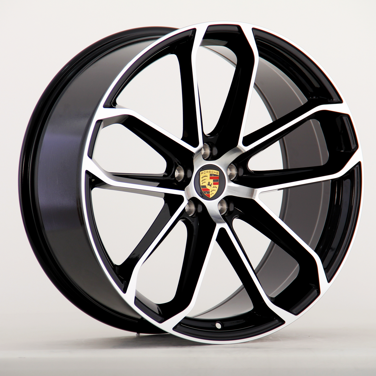 Porsche Macan Alloy Wheels Diamond Cut GTS Style – Carbon Accents