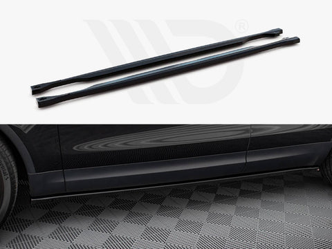 Two black side skirts lie parallel on a light background. Below, they're installed on a car's lower side, parked on a patterned floor.
