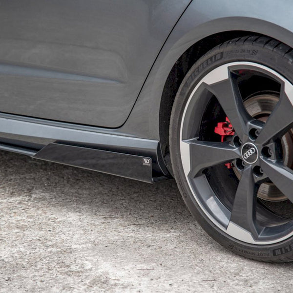 Audi - RS3 8V Sportback: Maxton Side Skirts