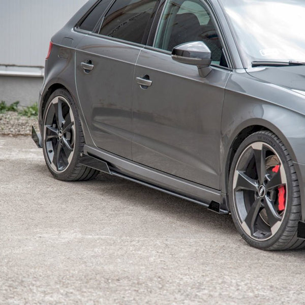 Audi - RS3 8V Sportback: Maxton Side Skirts