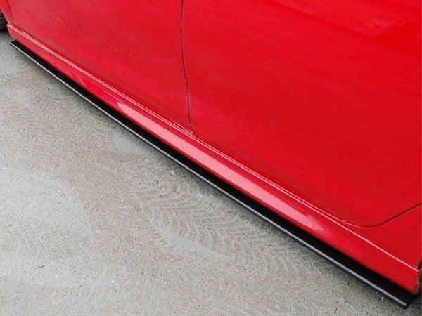 VW - Golf VI GTI 35TH / R20: Maxton Side Skirts