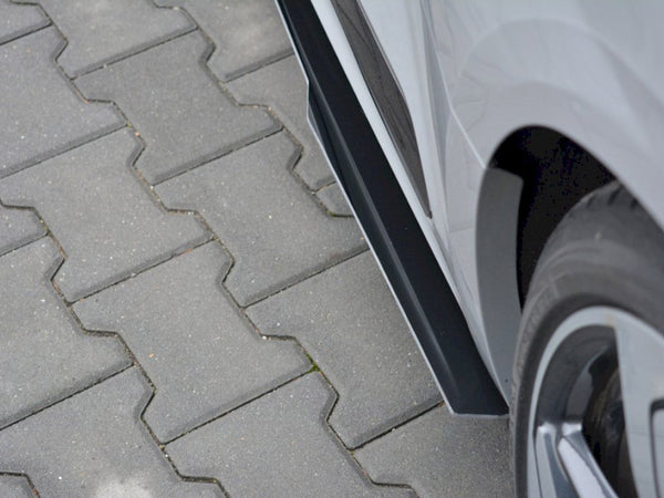 Audi - RS5 F5 Coupe: Maxton Racing Side Skirts