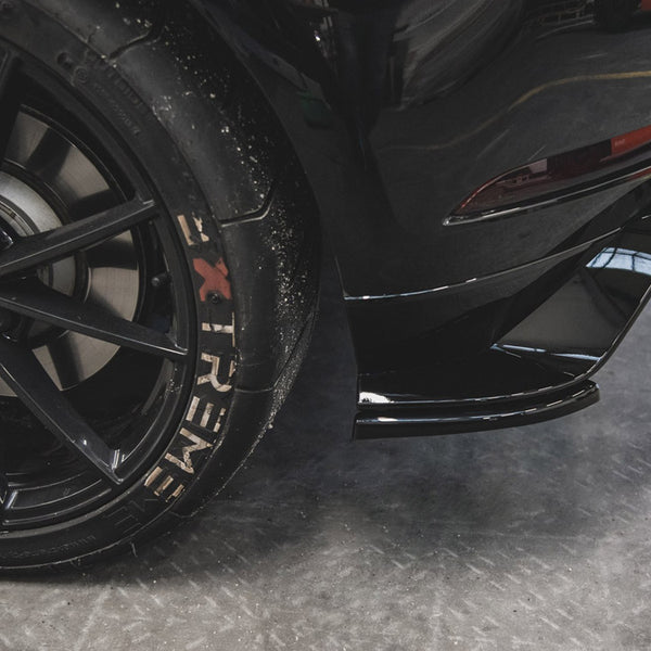 VW - Golf 7 GTI TCR: Maxton Rear Side Splitters