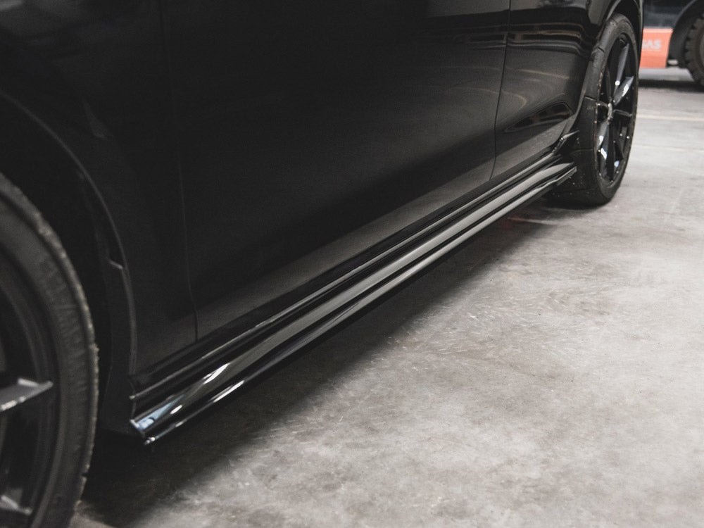 VW - Golf GTI TCR MK7 Facelift: Maxton Side Skirts