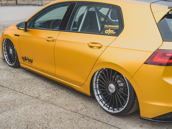 VW - Golf MK8: Maxton Side Skirts V1