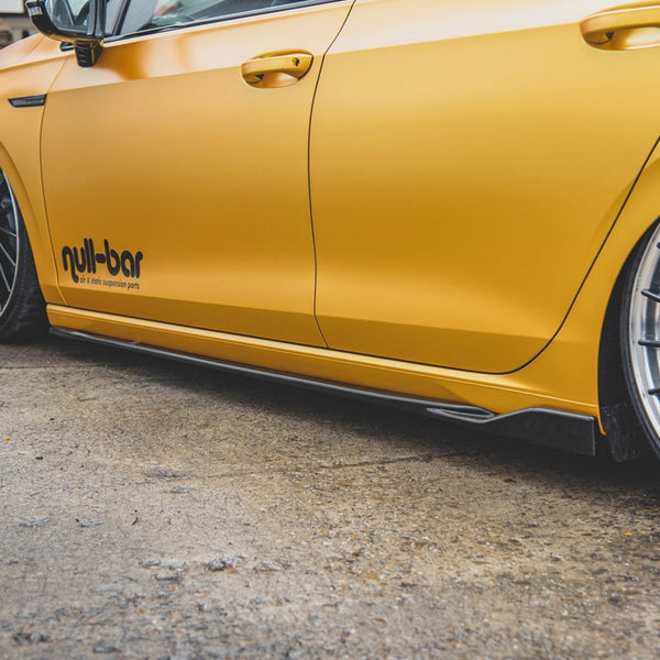 VW - Golf MK8: Maxton Side Skirts V2
