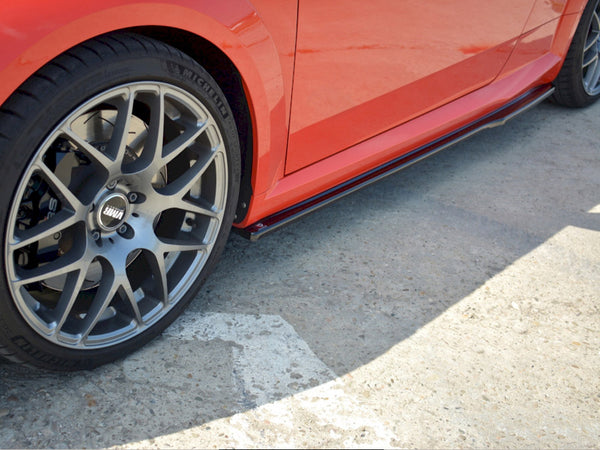 Audi - TT RS 8S: Maxton Side Skirts