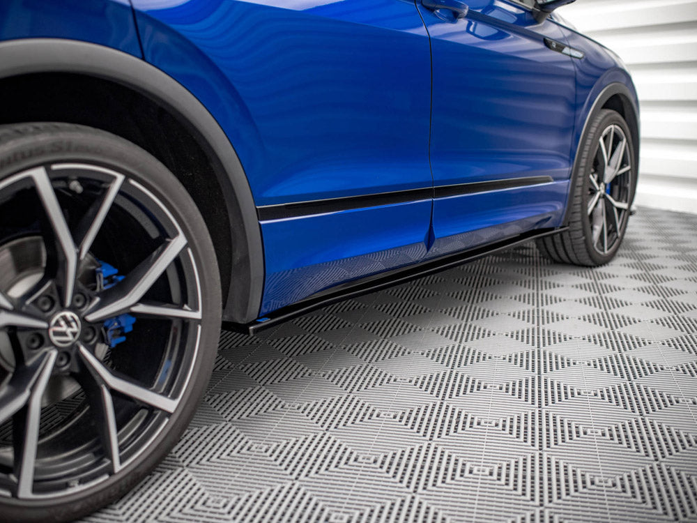 VW - Tiguan R / R Line MK2 Facelift: Maxton Side Skirts