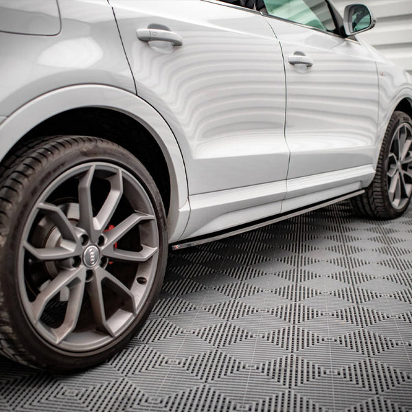 Audi - Q3 Sport 8U Facelift: Maxton Side Skirts