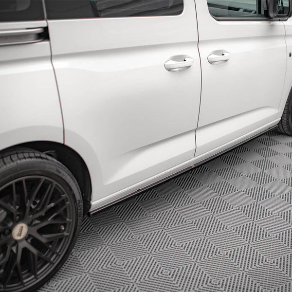 VW - Caddy MK5 / Ford Transit Connect MK3: Maxton Side Skirts