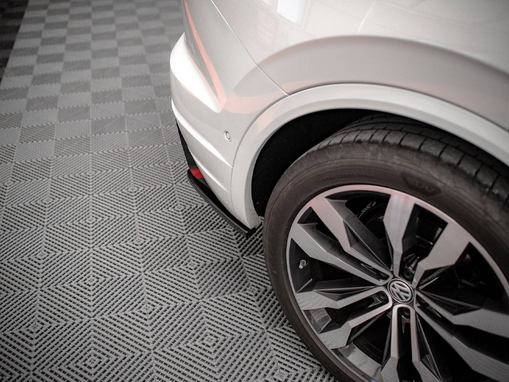 VW - Touareg R Line MK3: Maxton Rear Side Splitters