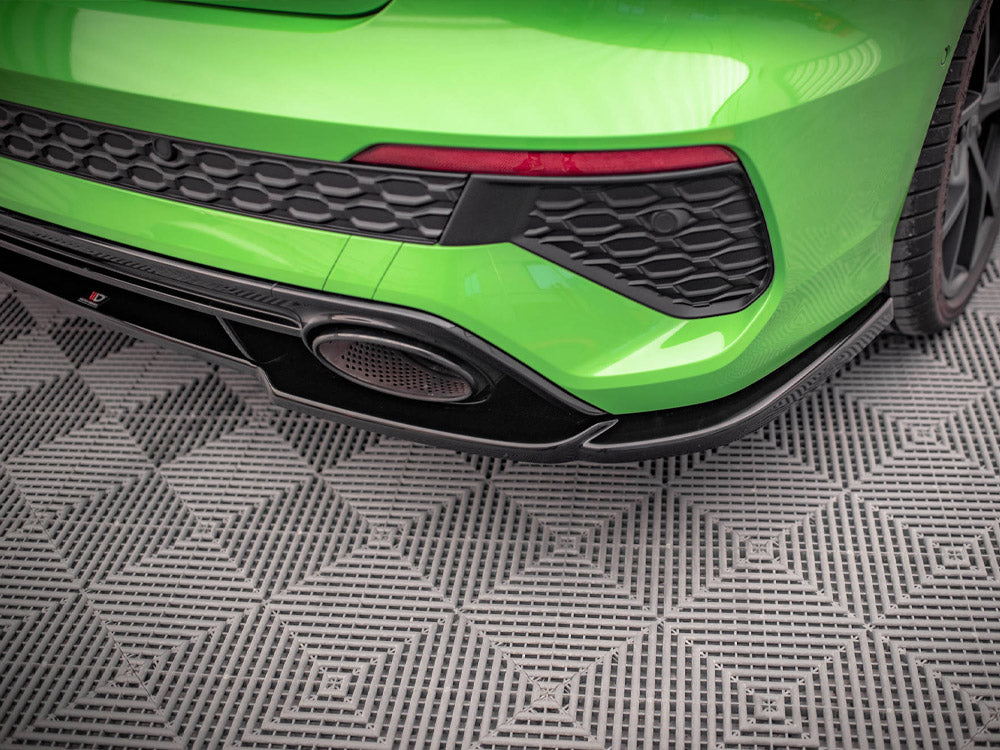 Audi - RS3 Sedan 8Y: Maxton Central Rear Splitter