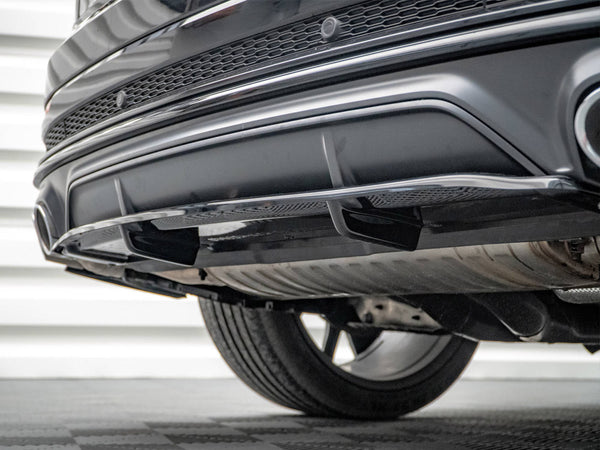 Audi - SQ8 MK1: Maxton Central Rear Splitter (Vertical Bars) V1