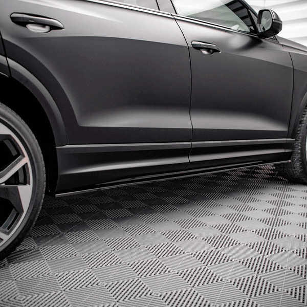 Audi - RSQ8 MK1: Maxton Side Skirts