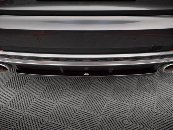 Audi - S8 D5: Maxton Central Rear Splitter