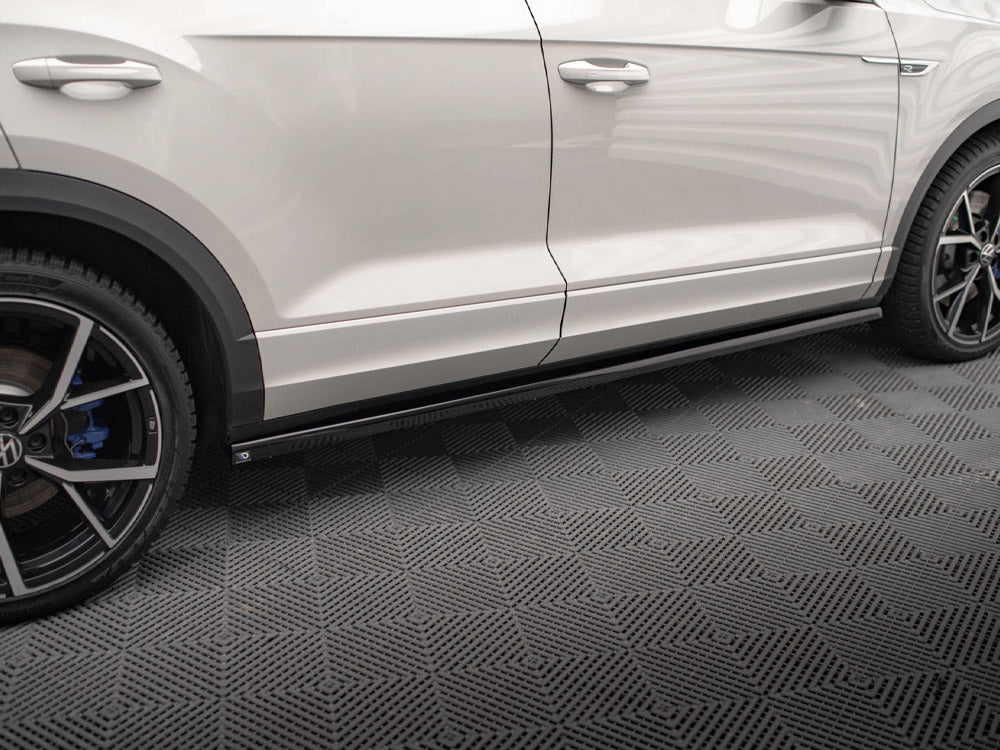 VW - T-Roc R / R Line MK1: Maxton Side Skirts