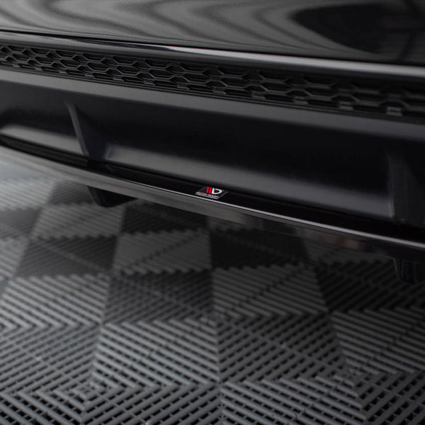Audi - S4 B9 Facelift: Maxton Central Rear Splitter (Vertical Bars)