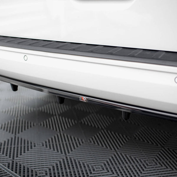 VW - Caddy Maxi MK5: Maxton Rear Splitter (Vertical Bars)