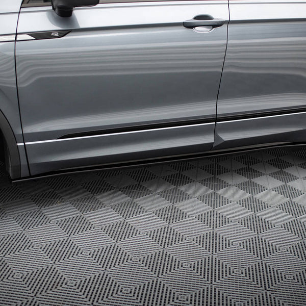 VW - Tiguan Allspace MK2: Maxton Side Skirts