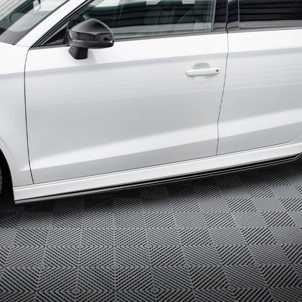 Audi - RS3 Sedan 8V Facelift: Maxton Side Skirts V3