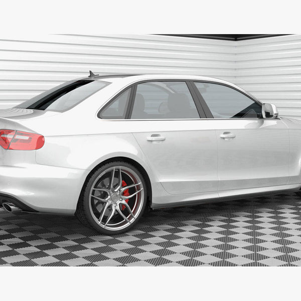 Audi - A4 S Line B8 Facelift: Maxton Central Rear Splitter