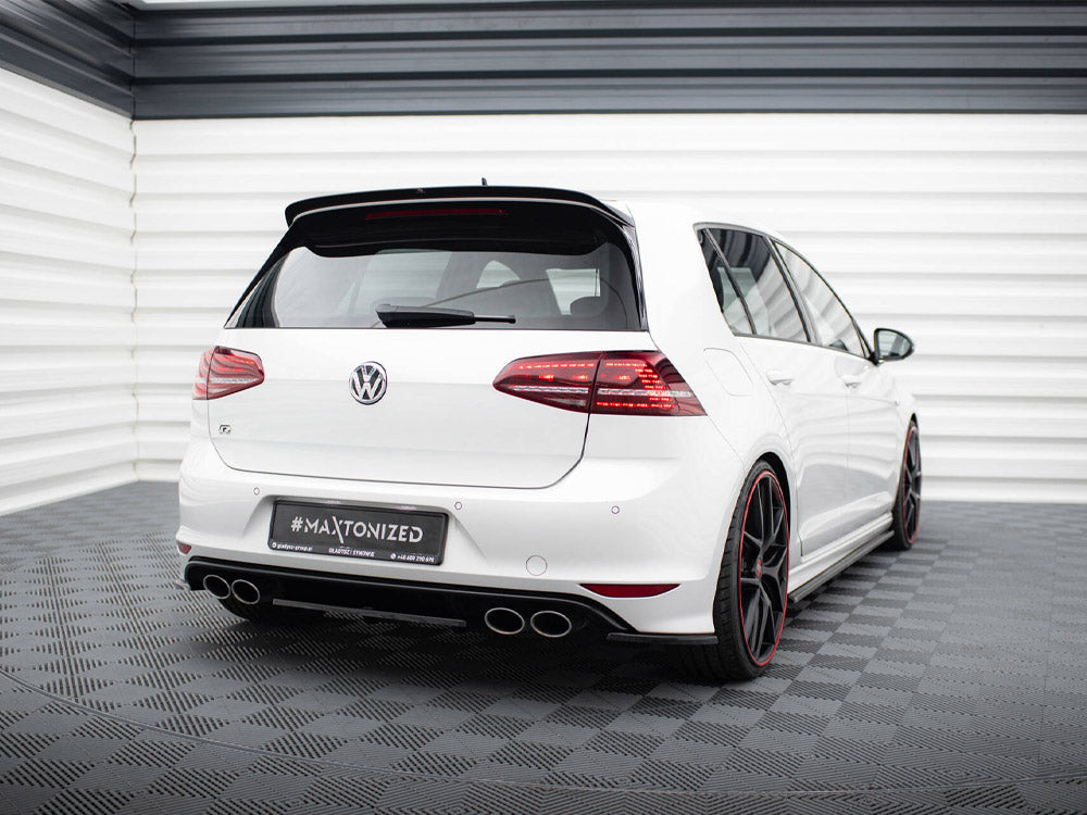 VW - Golf R MK7: Maxton Central Rear Splitter (Vertical Bars)