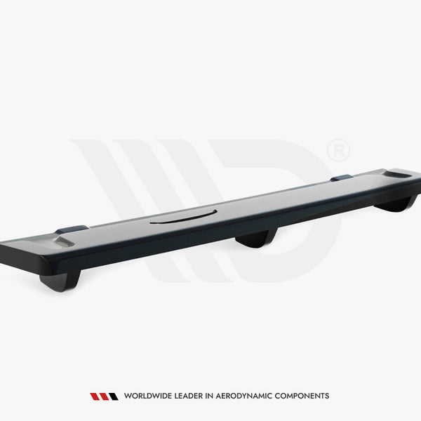 VW - Golf R MK7: Maxton Central Rear Splitter (Vertical Bars)