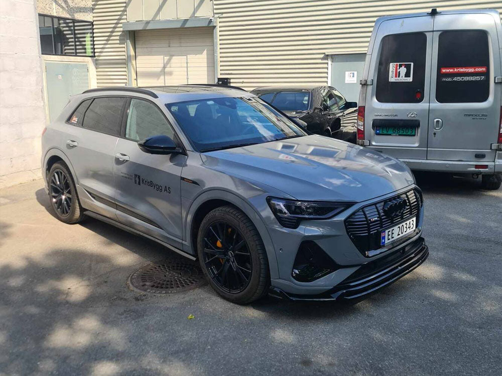 Audi - e-Tron S Line: Maxton Side Skirts