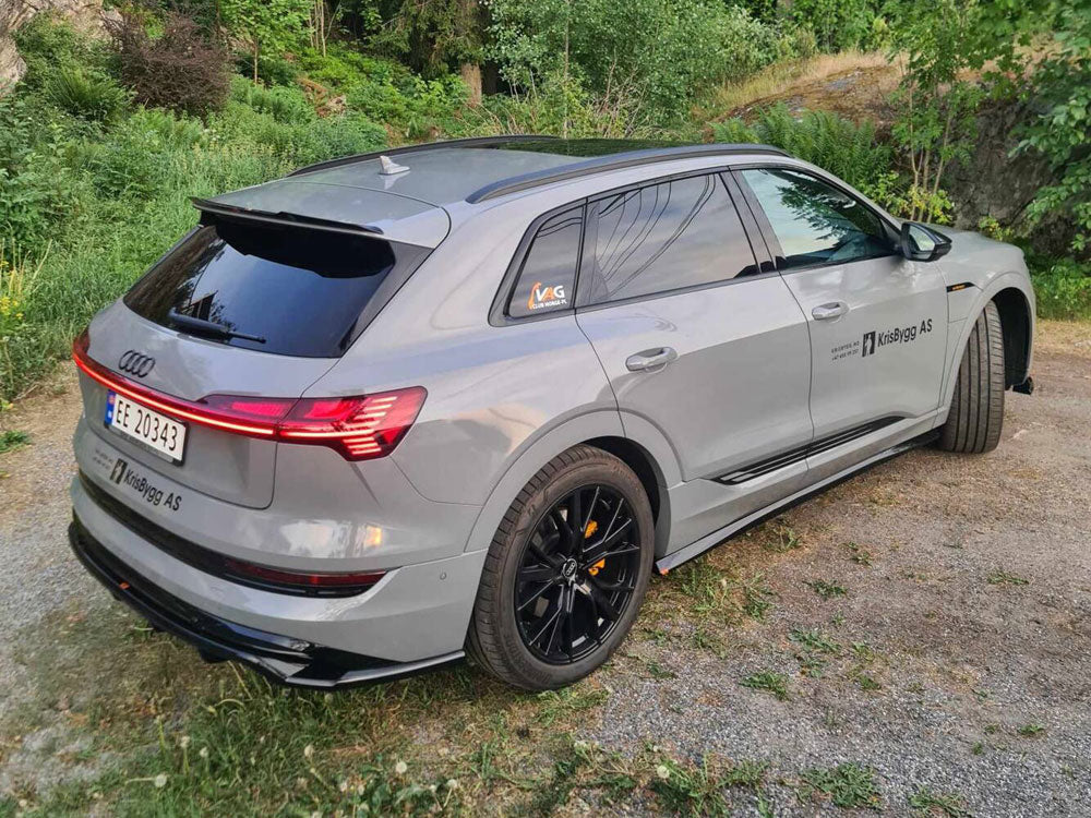 Audi - e-Tron S Line: Maxton Side Skirts