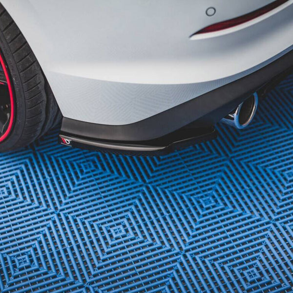VW - Golf GTI / GTE / GTD MK8: Maxton Rear Side Splitters V1
