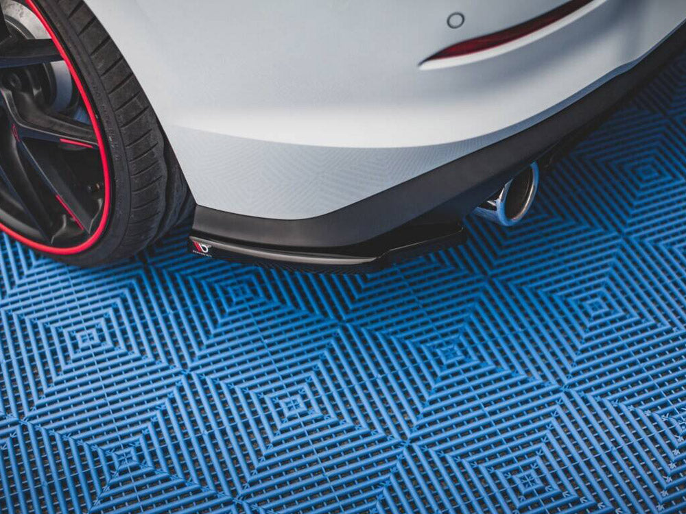 VW - Golf GTI / GTE / GTD MK8: Maxton Rear Side Splitters V1