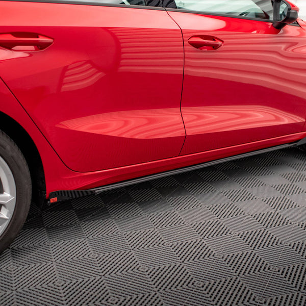 Audi - A3 8Y: Maxton Side Flaps