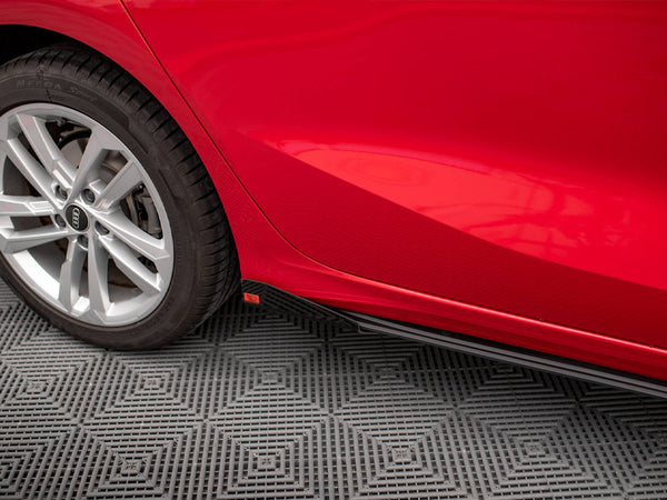 Audi - A3 8Y: Maxton Side Flaps
