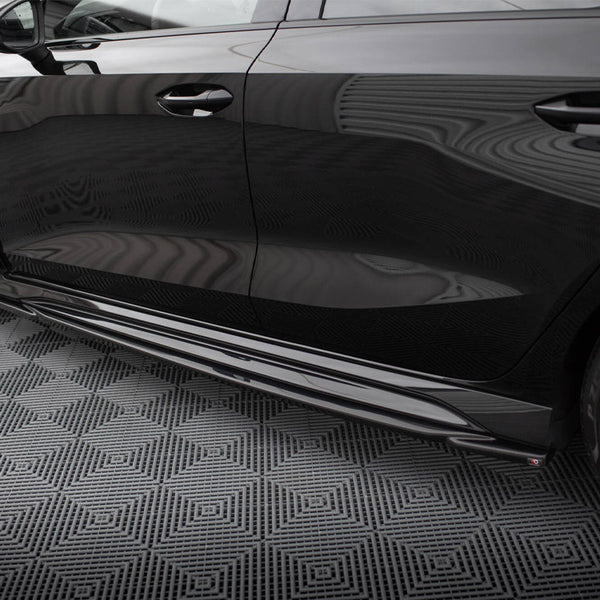 Audi - RS3 Sportback 8Y: Maxton Side Skirts