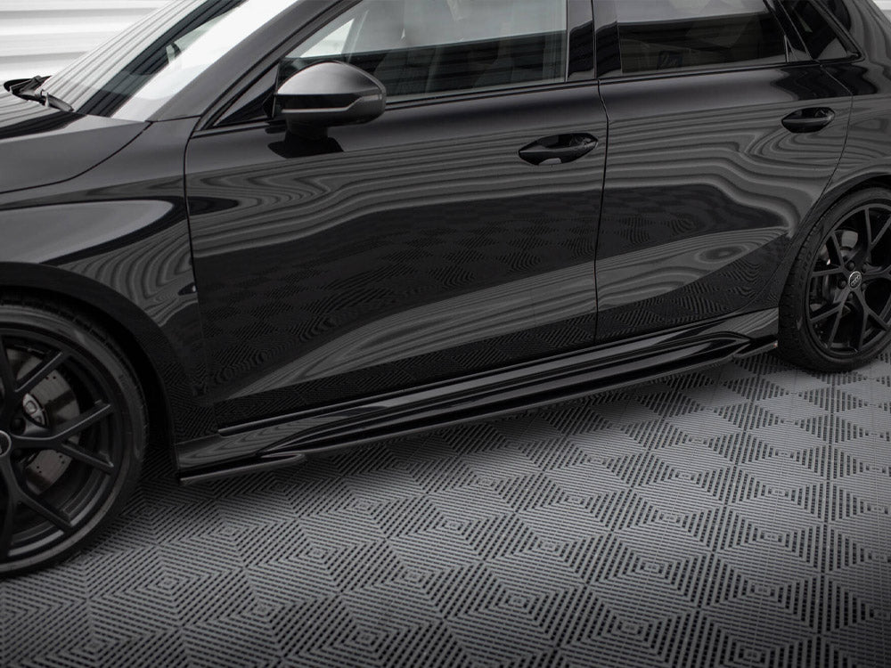 Audi - RS3 Sportback 8Y: Maxton Side Skirts