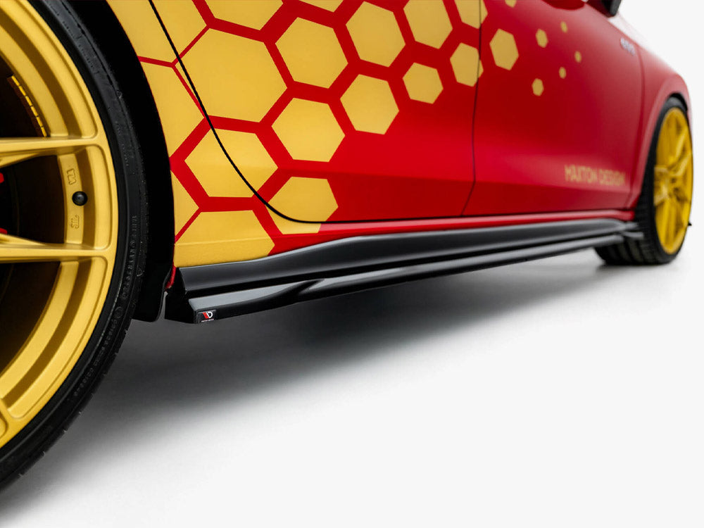 VW - Golf GTI Clubsport MK8 Facelift: Maxton Side Skirts V1