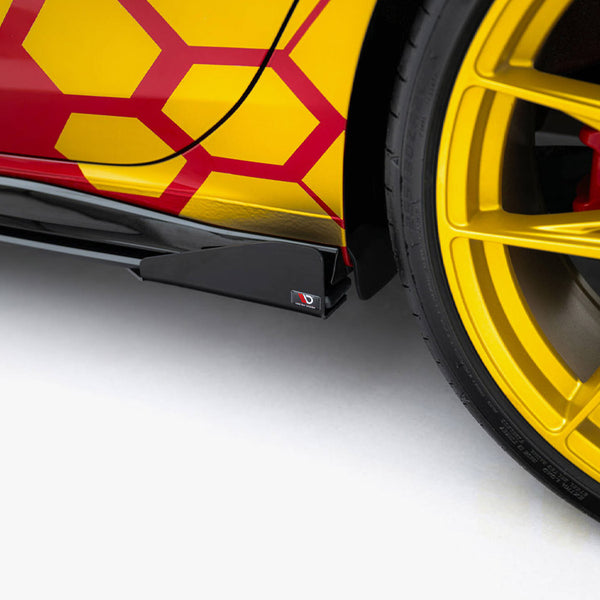 VW - Golf GTI Clubsport MK8 Facelift: Maxton Side Flaps