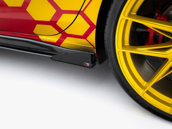 VW - Golf GTI Clubsport MK8 Facelift: Maxton Side Flaps