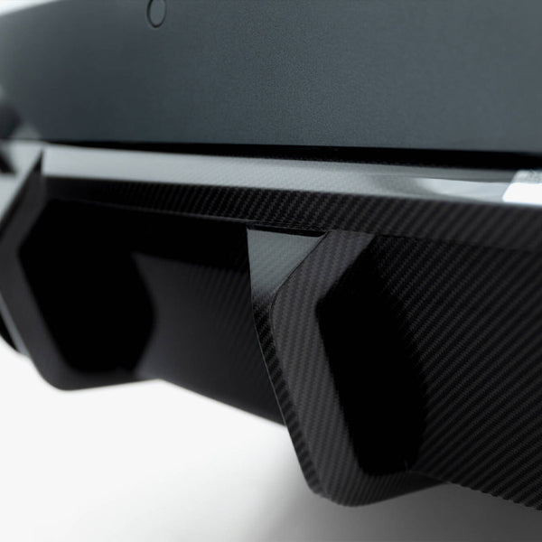 Audi - RS6 C8 (version without towbar): Maxton Pre-preg Carbon Fibre Rear Diffuser