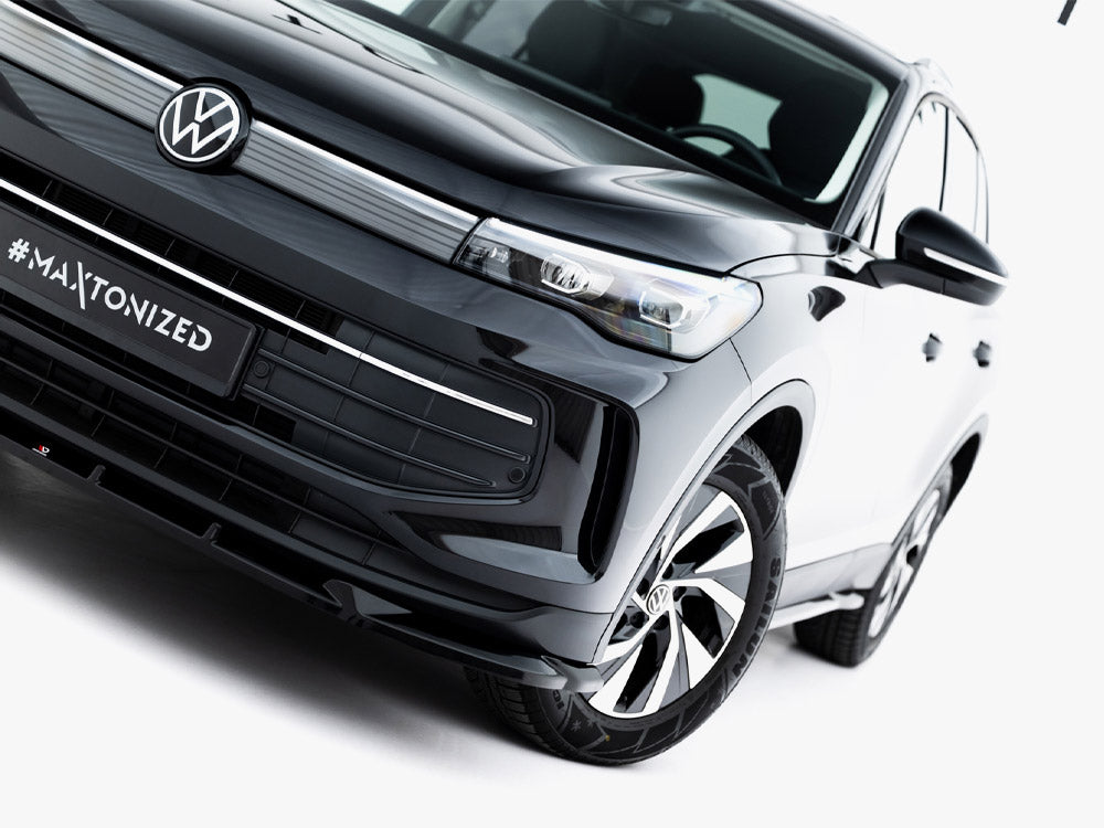 VW - Tiguan MK3: Maxton Front Splitter V1