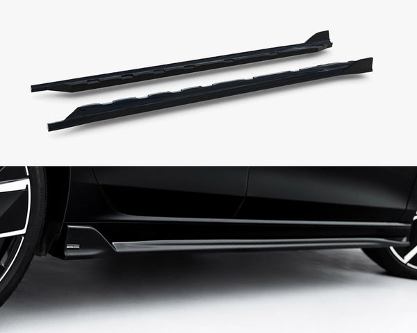 VW - Golf MK8 Facelift: Maxton Side Skirts