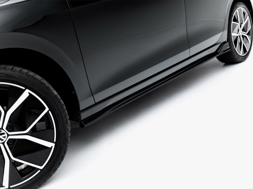 VW - Golf MK8 Facelift: Maxton Side Skirts