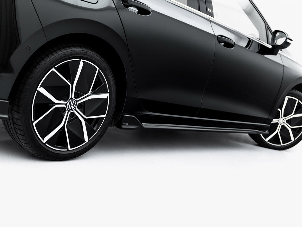 VW - Golf MK8 Facelift: Maxton Side Skirts
