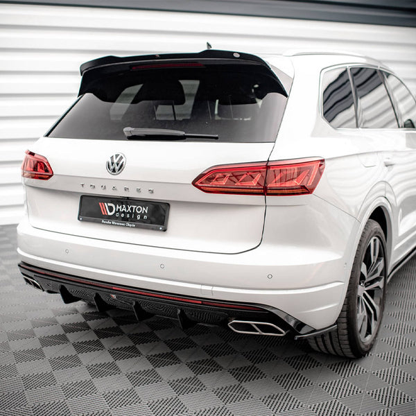 VW - Touareg R Line MK3: Maxton Full Body Kit